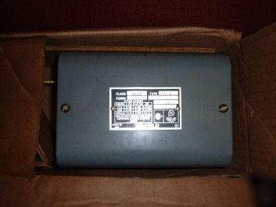 New square d tank mechanical alternator 9038-ag-1