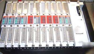 Honeywell ipc 621-9933 i/o system complete w/ modules