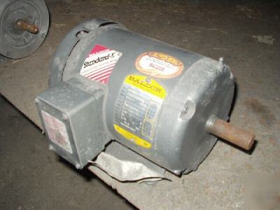 New electric motor, 3 ph, 1.0HP 143T 1725 baldor M3546T