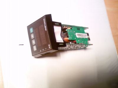 New watlow 93AA1DA temperature controller /used/reman ?