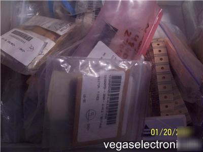 Hermetically sealed axial tantalum capacitors 10UF10V