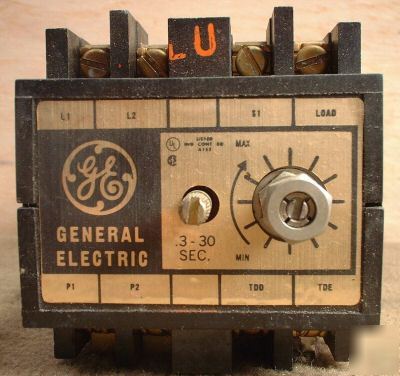 New ge CR122BT01302B .3-30 sec 4 pole time delay relay