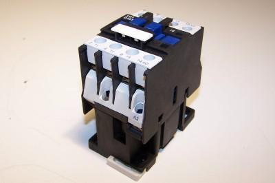 New telemecanique replacement contactor LC1D1810 