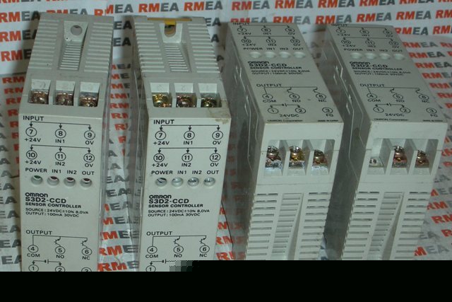 Omron sensor controller S3D2-ccd 24VDC module lot 4@ 