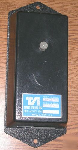 Tsi io-4000 i/o box for series 4000 gauge system 