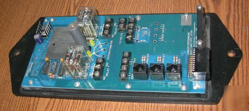 Tsi io-4000 i/o box for series 4000 gauge system 