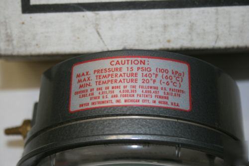 New dwyer magnehelic pressure gage .