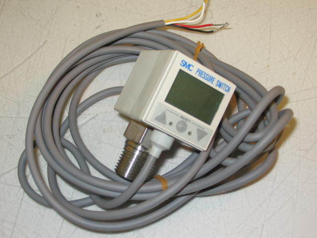 New smc digital pressure switch ZSE5B-02-27L