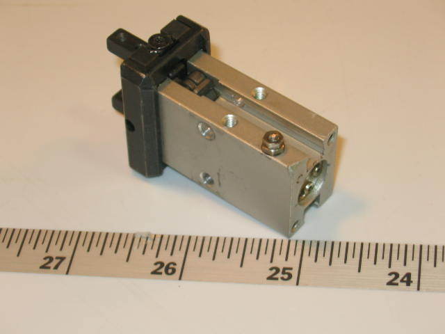 Smc pneumatic air parallel gripper MHQG2-10D