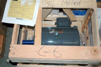 Dayton tri-volt industrial motor 7.5 hp 1745 rpm 3KW50G