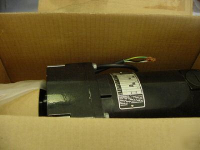 New bodine model: 42D5BEPM-E3 par. shaft gear motor, <