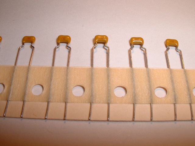 Capacitor 0.01UF 10NF 10000PF 50V X7R avx