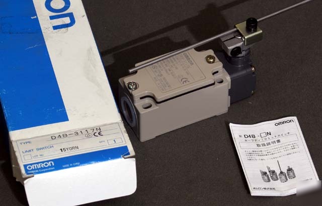 Omron D4B-3117N limit switch 