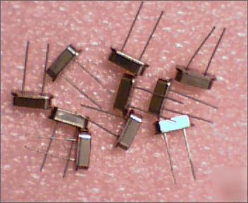 10 x 12MHZ hc-49US crystals / xtals (75P post uk)