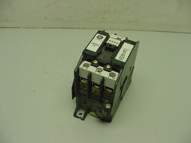 Ge CR7CG contactor 3POLE 72AMP 37/45AMP 600VAC 190-208V