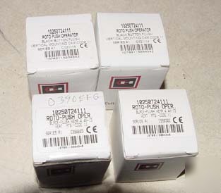 New 4PC cutler hammer roto-push operator button 