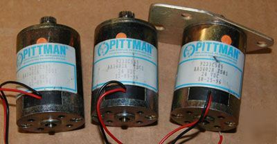 New __ 3 pittman motors __ 24 vdc