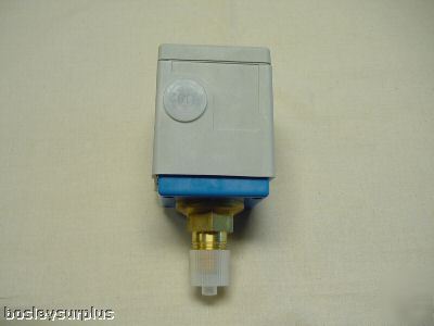 Endress hauser transmitter PMC133-0N1F2T6S4Q reduced
