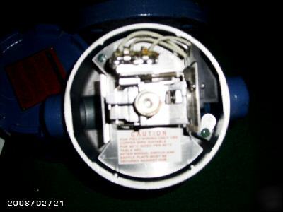 New magnetrol flow switch [model T62 tga akt] 