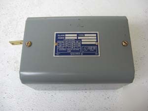 Square d open tank mechanical alternator 9038 AG1