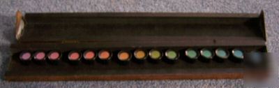 15 huetest color vision tester farnsworth-munsell ?