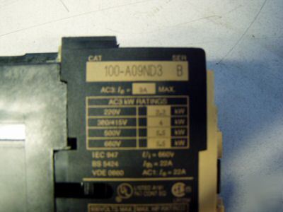 Allen bradley contactor m/n: 100-A09ND3 - used