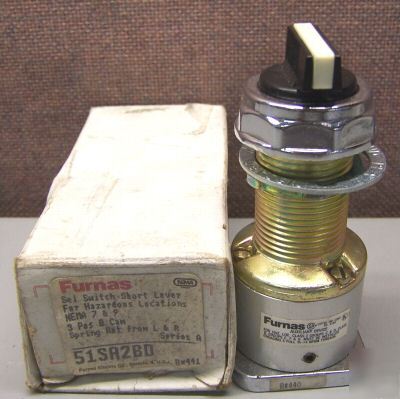 New furnas 3 position selector switch spring r & l 
