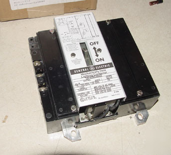 New ge lighting contactor CR160MC55022 in box 100AMP