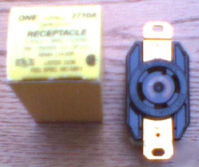 New hubbell receptacle HBL2710 30 amp 125/250 L14-30R