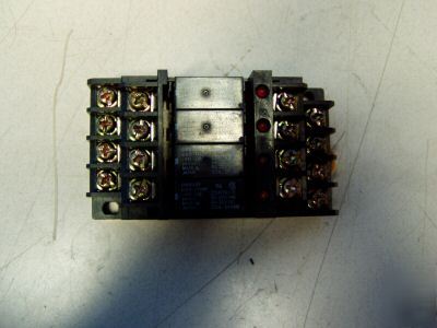 Omron relay & module m/n: G6B-4BND - used