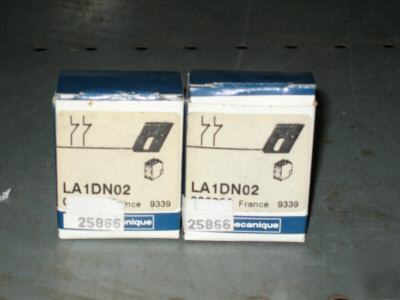 (2) telemecanique LA1 DN02 aux contacts 2NC