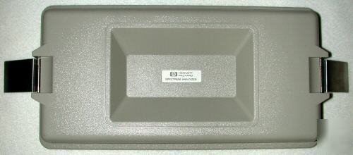 HpÂ® spectrum analyzer travel cover