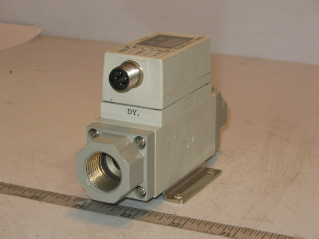 New smc digital flow switch for air PFA751-04-27