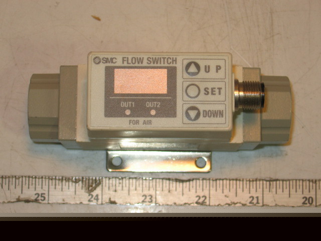 New smc digital flow switch for air PFA751-04-27