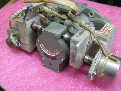 Varian 8945 coaxial magnetron klystron microwave WR112