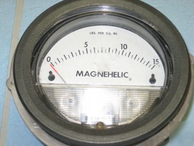 Dwyer magnehelic 4