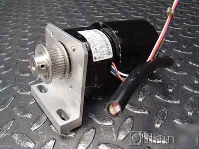 Yaskawa sgm-A3BW14P, 100V, 30W, 0.63 a, ac servo motor