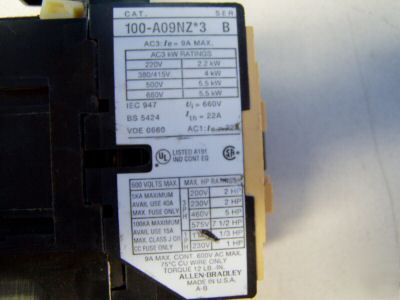 Allen bradley contactor m/n: 100-A09NZ*3 - used