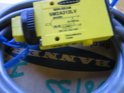 Banner SM2A312LV mini beam retro scanner