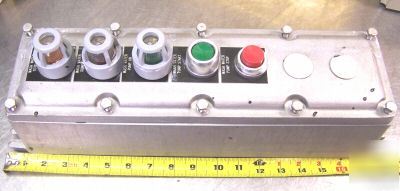 Akron CXI3135* haz. loc. pushbutton station stop/start 