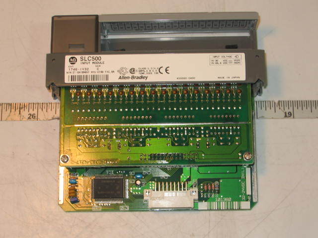 Allen bradley digital input module 1746-IV32 series c