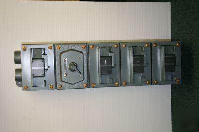 Explosion proof crouse hinds / allen bradley controls 