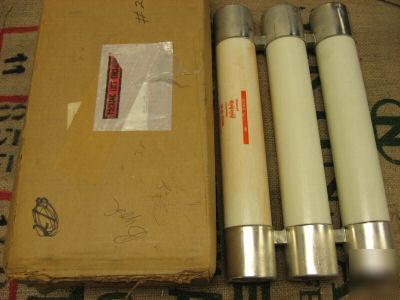 427595 gould shawmut amp-trap 3-barrel fuse 