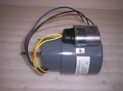 Dayton psc motor model 4M090A 1/8 hp, 2670/3000 rpms