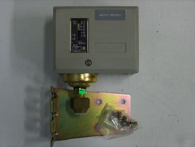 Saginomiya sns-C110 single pressure control 1.5MPA max