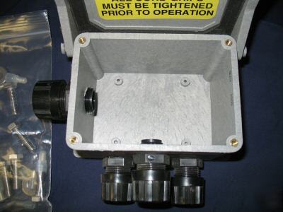 New wood head junction box grey weather resistance 