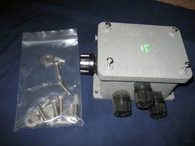 New wood head junction box grey weather resistance 