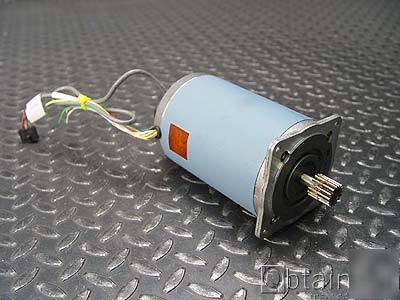 Slo-syn synchronous/stepping motor M093-fd-8504E
