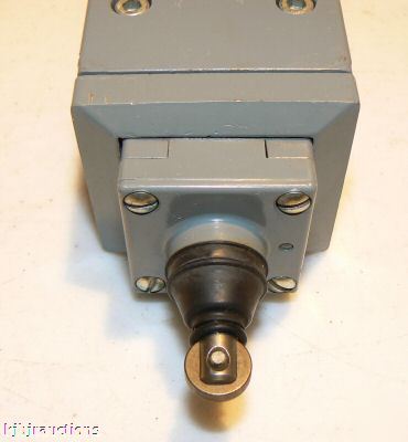 Square d 9007 explosion proof BR53D limit switch