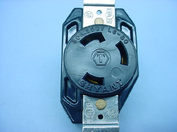 Bryant L6-30 locking receptacle outlet 30A 250V 70630FR